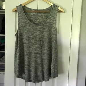 Loose tank top size Large